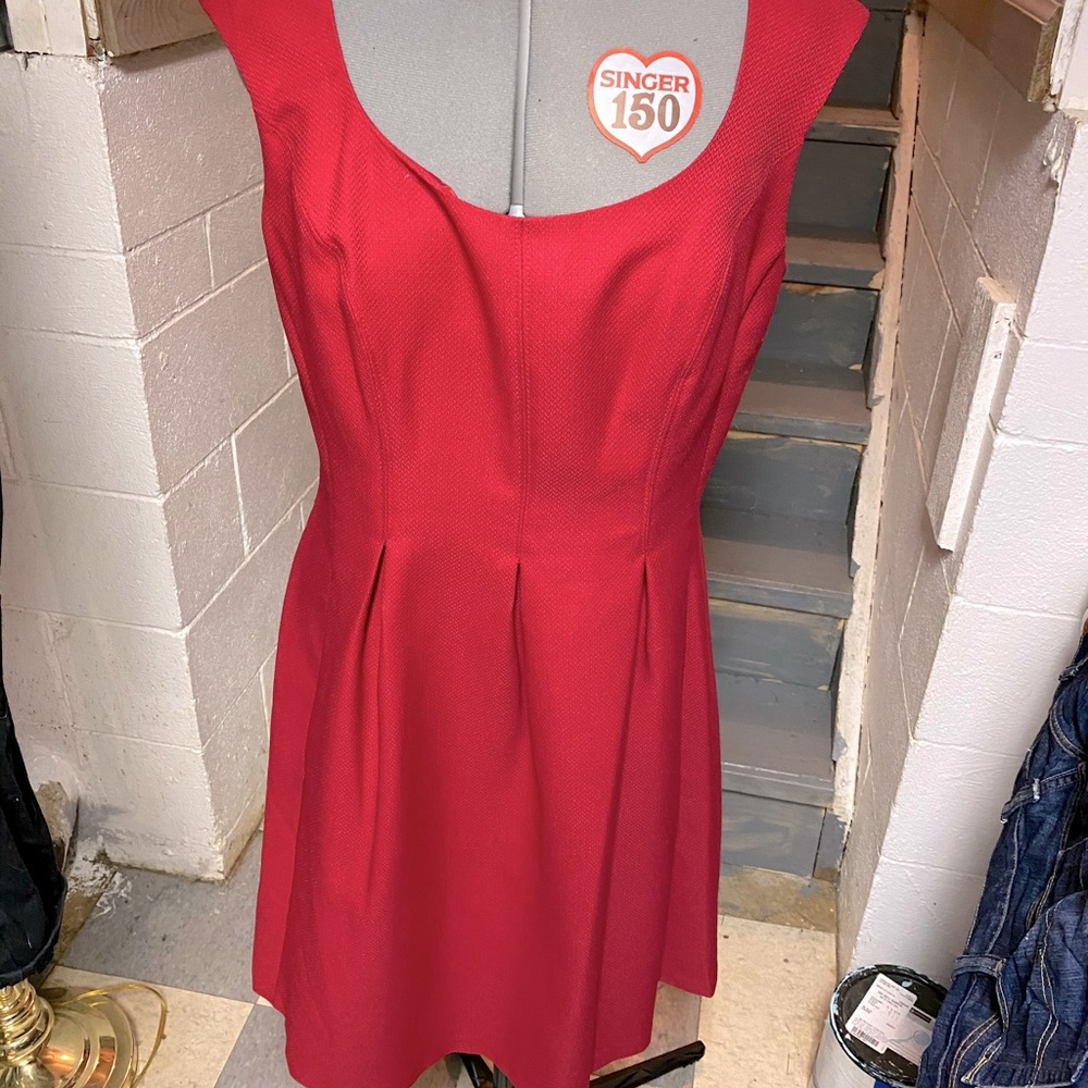 Red Cap Sleeve Business Dress